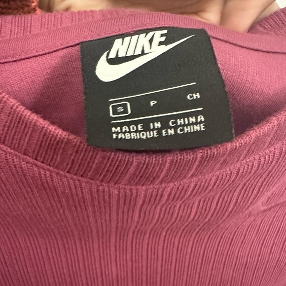 Nike Pink Cropped Sweatshirt - Picture 3 of 3
